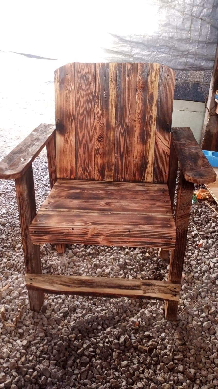 Silla de madera